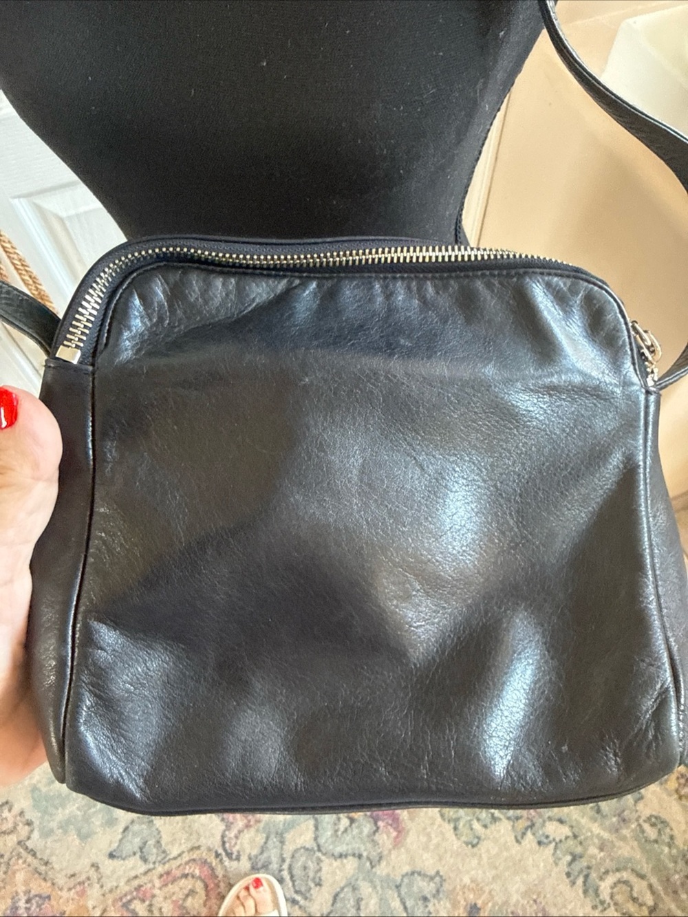 Ralph Lauren Vintage Black Leather Crossbody Bag with Silver Hardware - Picture 5 of 15